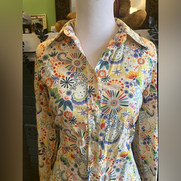 COPY - J Crew Liberty Fabric button-down shirt size 6 - Picture 2 of 9